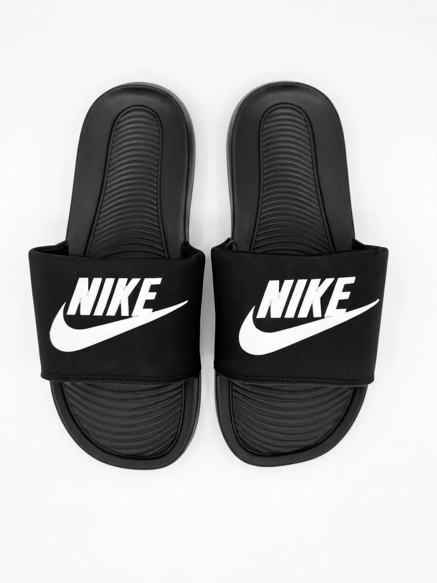 chlaka nike 